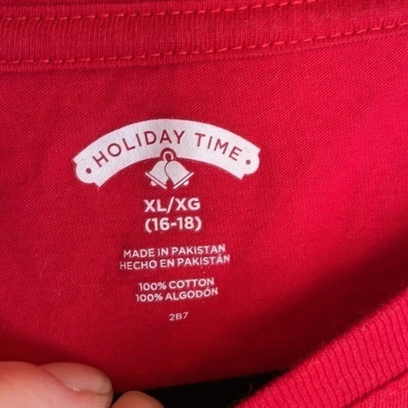 New Holiday Time "I Believe‎ in Magic" Santa T-shirt Size XL (16-18) - Picture 3 of 4